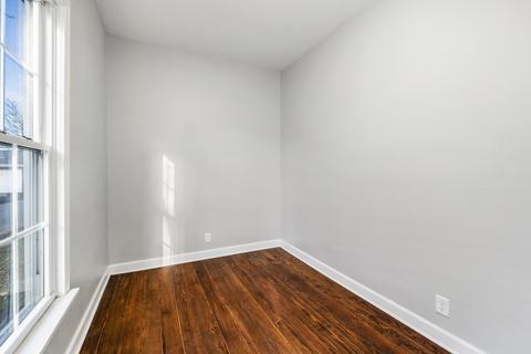 516 E 4th St, Lockport, IL 60441 photo 17