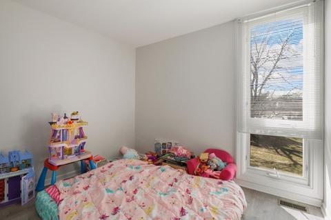 2 Maple Tree Ct, Elmhurst, IL 60126 photo 17