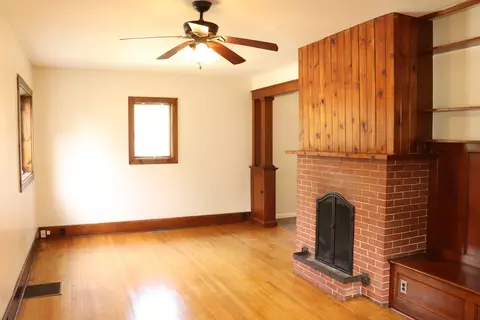 203 E South St, Morrison, IL 61270 photo 6
