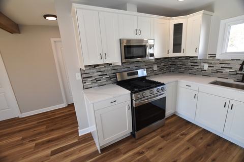620 E Division St, Lockport, IL 60441 photo 13