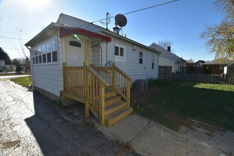 620 E Division St, Lockport, IL 60441 photo 6