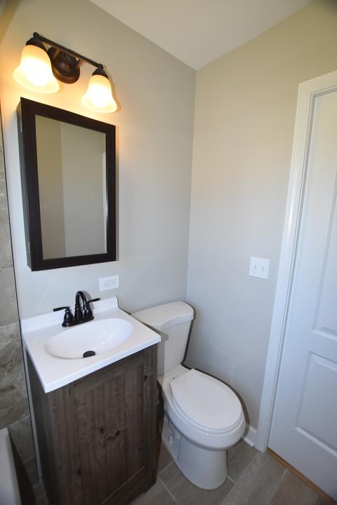 620 E Division St, Lockport, IL 60441 photo 25