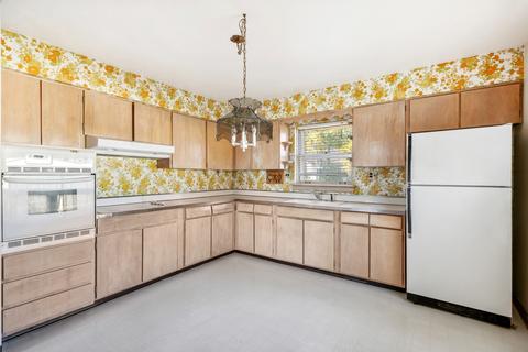 78 N Wolf Rd, Hillside, IL 60162 photo 6