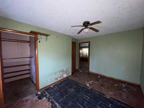 209 E 12th St, Georgetown, IL 61846 photo 8