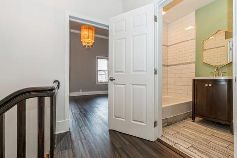 10720 S Champlain Ave, Chicago, IL 60628 photo 16