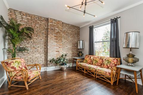 10720 S Champlain Ave, Chicago, IL 60628 photo 5