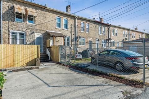 10720 S Champlain Ave, Chicago, IL 60628 photo 25