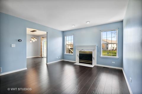 107 Tamarack Ct, Lindenhurst, IL 60046 photo 5