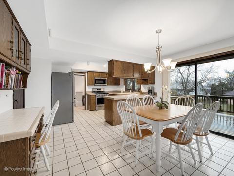 8485 Clynderven Rd, Burr Ridge, IL 60527 photo 7