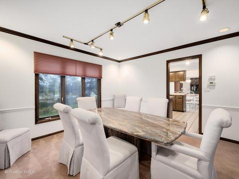 8485 Clynderven Rd, Burr Ridge, IL 60527 photo 5