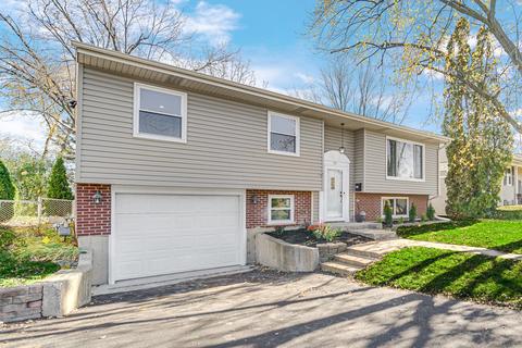 53 Schoenbeck Rd, Wheeling, IL 60090 photo 2