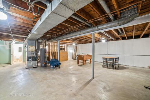 871 Adams St, Elgin, IL 60123 photo 8