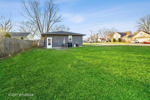 871 Adams St, Elgin, IL 60123 photo 11