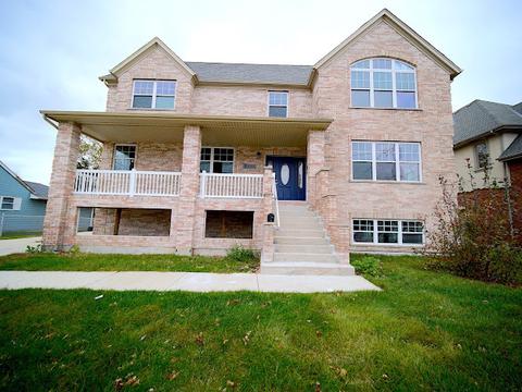 8520 New Castle Ave, Burbank, IL 60459