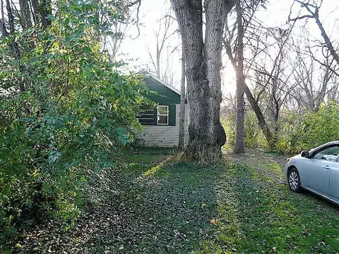 28459 W Valley Rd, Ingleside, IL 60041 photo 2