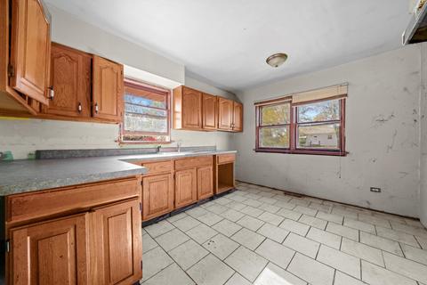 3005 Wallace Ave, Steger, IL 60475 photo 17