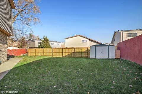 340 Dover Ln, Des Plaines, IL 60018 photo 16