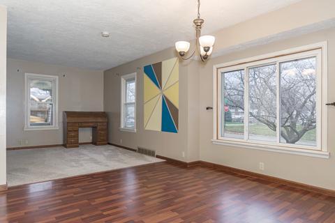 910 N Linden St, Normal, IL 61761 photo 5
