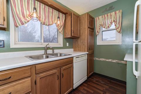 910 N Linden St, Normal, IL 61761 photo 12