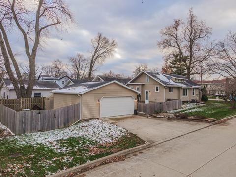 910 N Linden St, Normal, IL 61761 photo 28