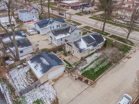 910 N Linden St, Normal, IL 61761 photo 2