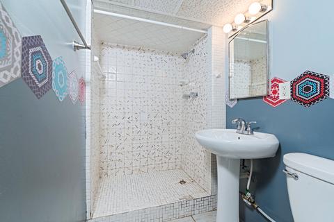 910 N Linden St, Normal, IL 61761 photo 18