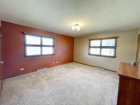 1325 Wing St, Elgin, IL 60123 photo 17