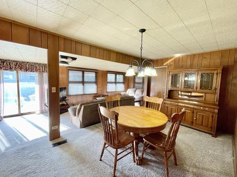 1325 Wing St, Elgin, IL 60123 photo 8