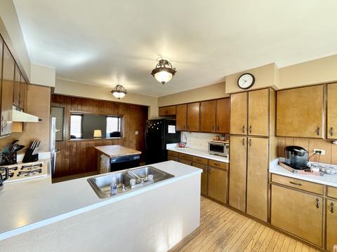 1325 Wing St, Elgin, IL 60123 photo 15