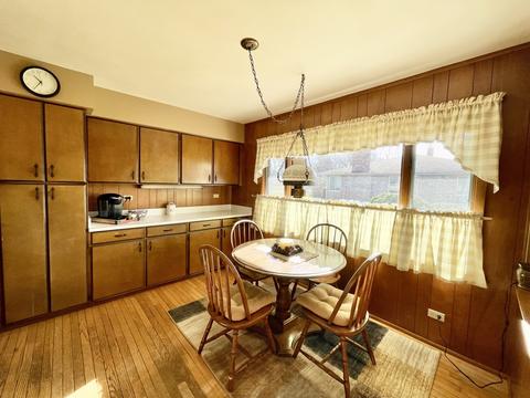 1325 Wing St, Elgin, IL 60123 photo 12
