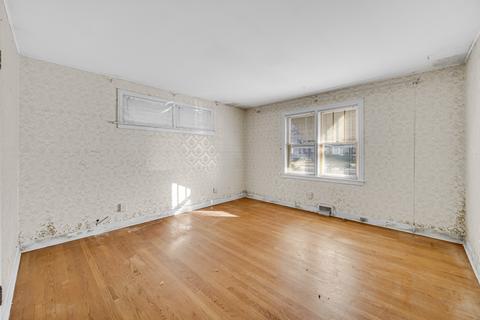 338 S Elm St, Itasca, IL 60143 photo 13