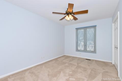 2015 Bryn Mawr Ct, Johnsburg, IL 60051 photo 17
