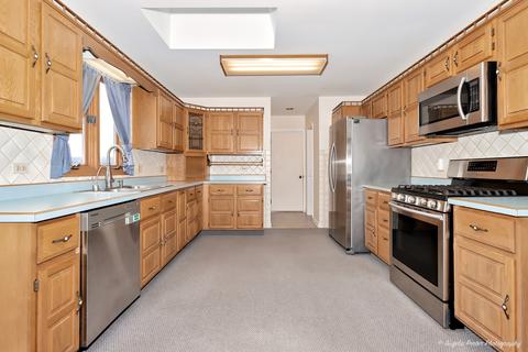 2015 Bryn Mawr Ct, Johnsburg, IL 60051 photo 12