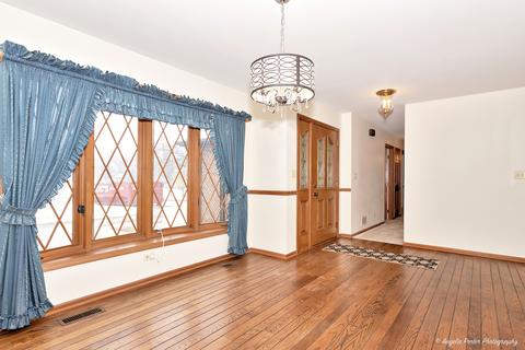 2015 Bryn Mawr Ct, Johnsburg, IL 60051 photo 4