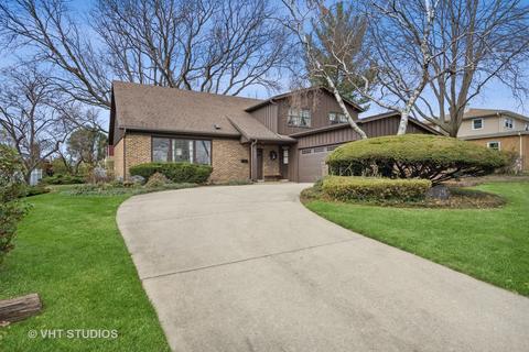 4607 Thorntree Ln, Rolling Meadows, IL 60008 photo 2