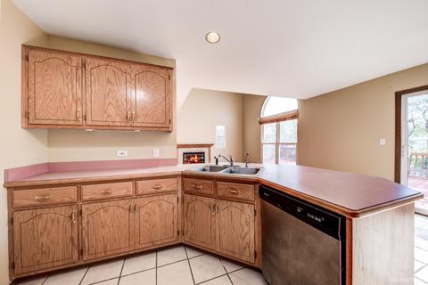 1127 E Treeline Dr, Lockport, IL 60441 photo 8