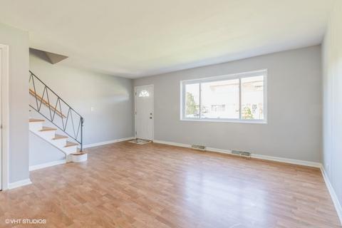 16 E Judith Ann Dr, Mount Prospect, IL 60056 photo 2
