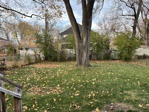 656 Rose Ave, Des Plaines, IL 60016 photo 4