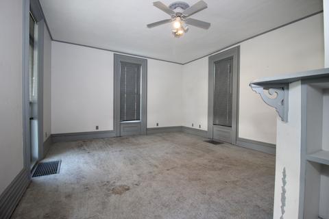 1006 E Main St, Clinton, IL 61727 photo 14