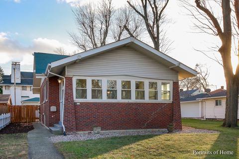952 W Black Rd, Joliet, IL 60435