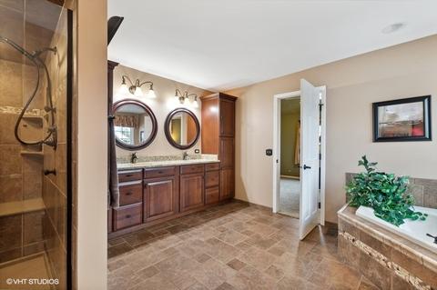 1330 Stonegate Rd, Algonquin, IL 60102 photo 24