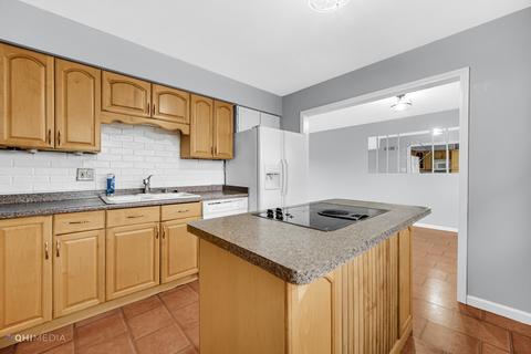 2321 183rd Pl, Lansing, IL 60438 photo 10