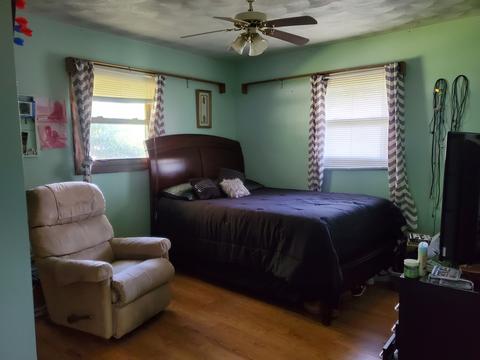 649 N High St, Bement, IL 61813 photo 20