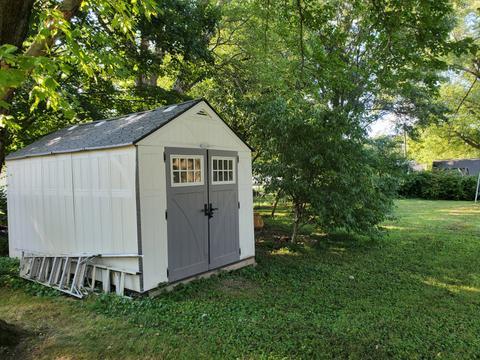 649 N High St, Bement, IL 61813 photo 2