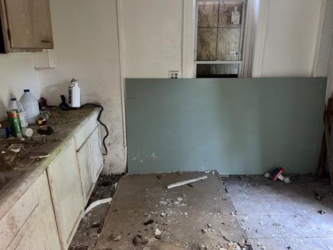 2704 E 75th Pl, Chicago, IL 60649 photo 8