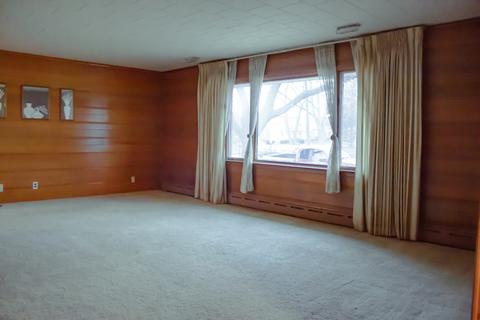 1520 E Hickory St, Kankakee, IL 60901 photo 4