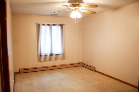 1520 E Hickory St, Kankakee, IL 60901 photo 6
