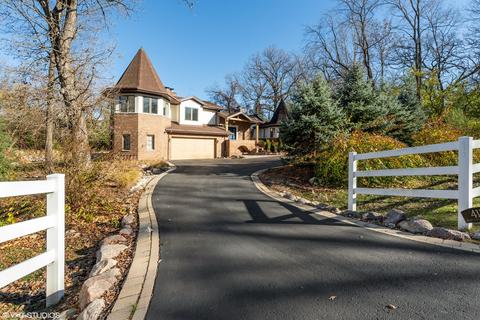 413 Maplewood Dr, Barrington, IL 60010