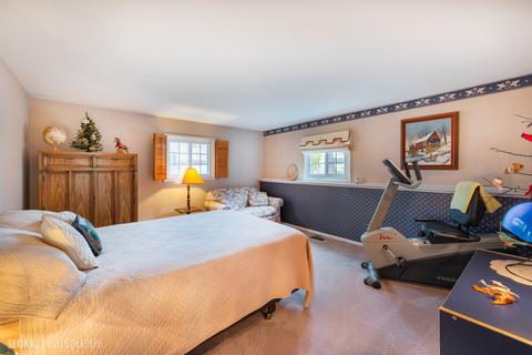 640 Durham Ln, Hoffman Estates, IL 60169 photo 13
