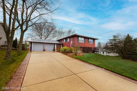 640 Durham Ln, Hoffman Estates, IL 60169 photo 2